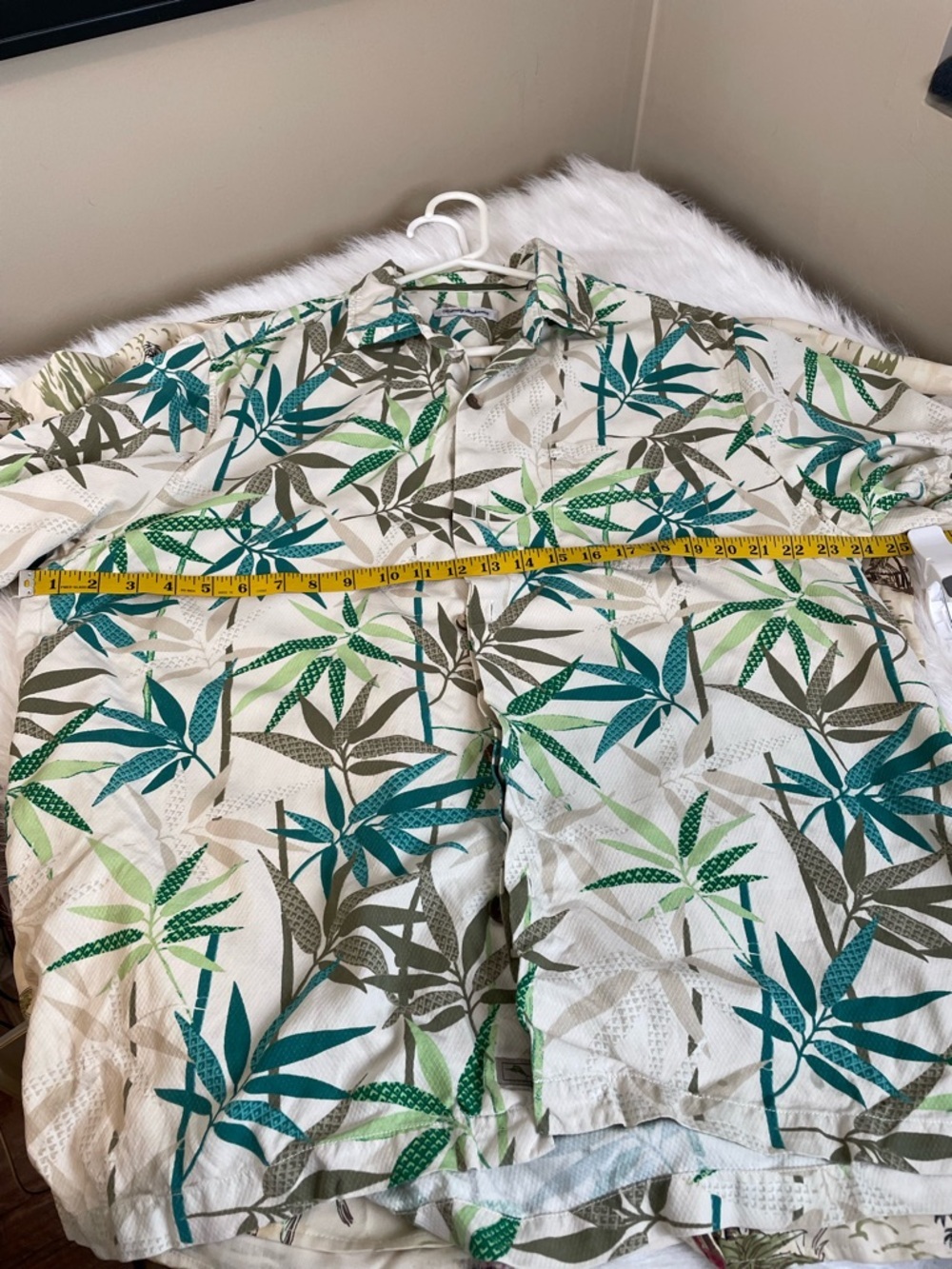 Two Silk Hawaiian Shirts Tommy Bahama Joe Marlin Tropical Print Short Sleeve L - Picture 9 of 16